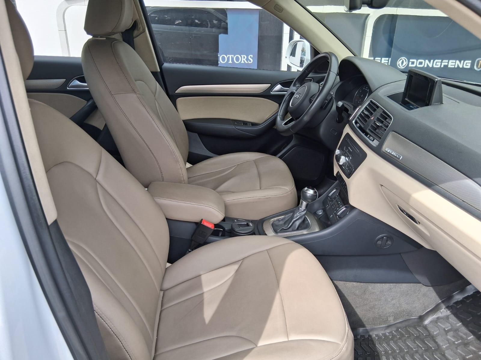 Audi Q3 - foto 12