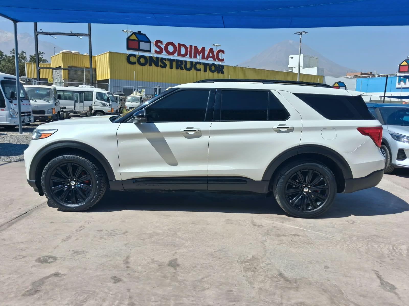 Ford Explorer - foto 5
