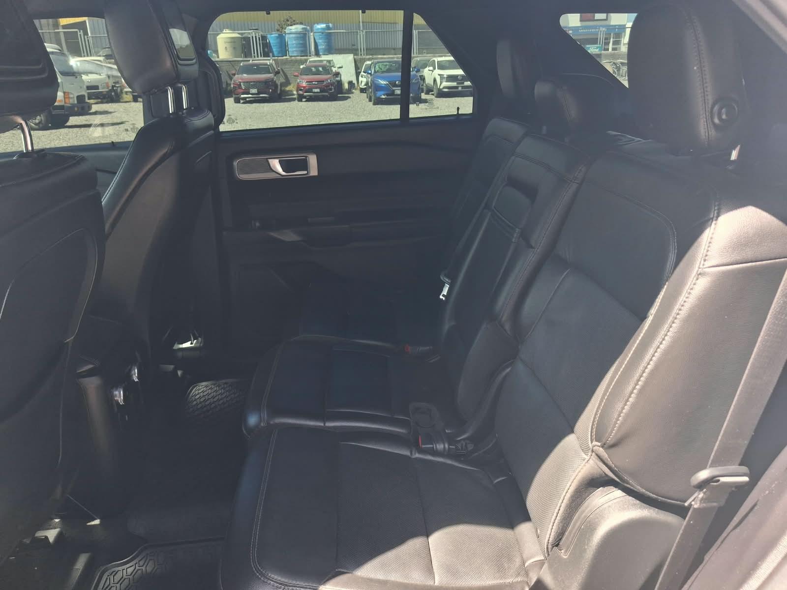 Ford Explorer - foto 11