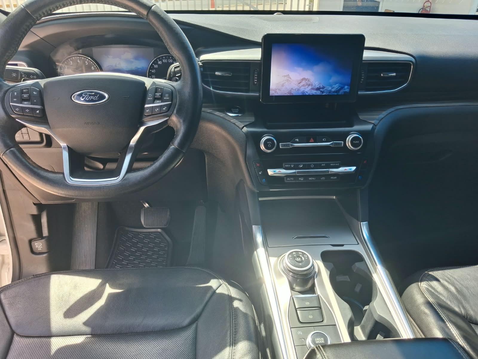 Ford Explorer - foto 14