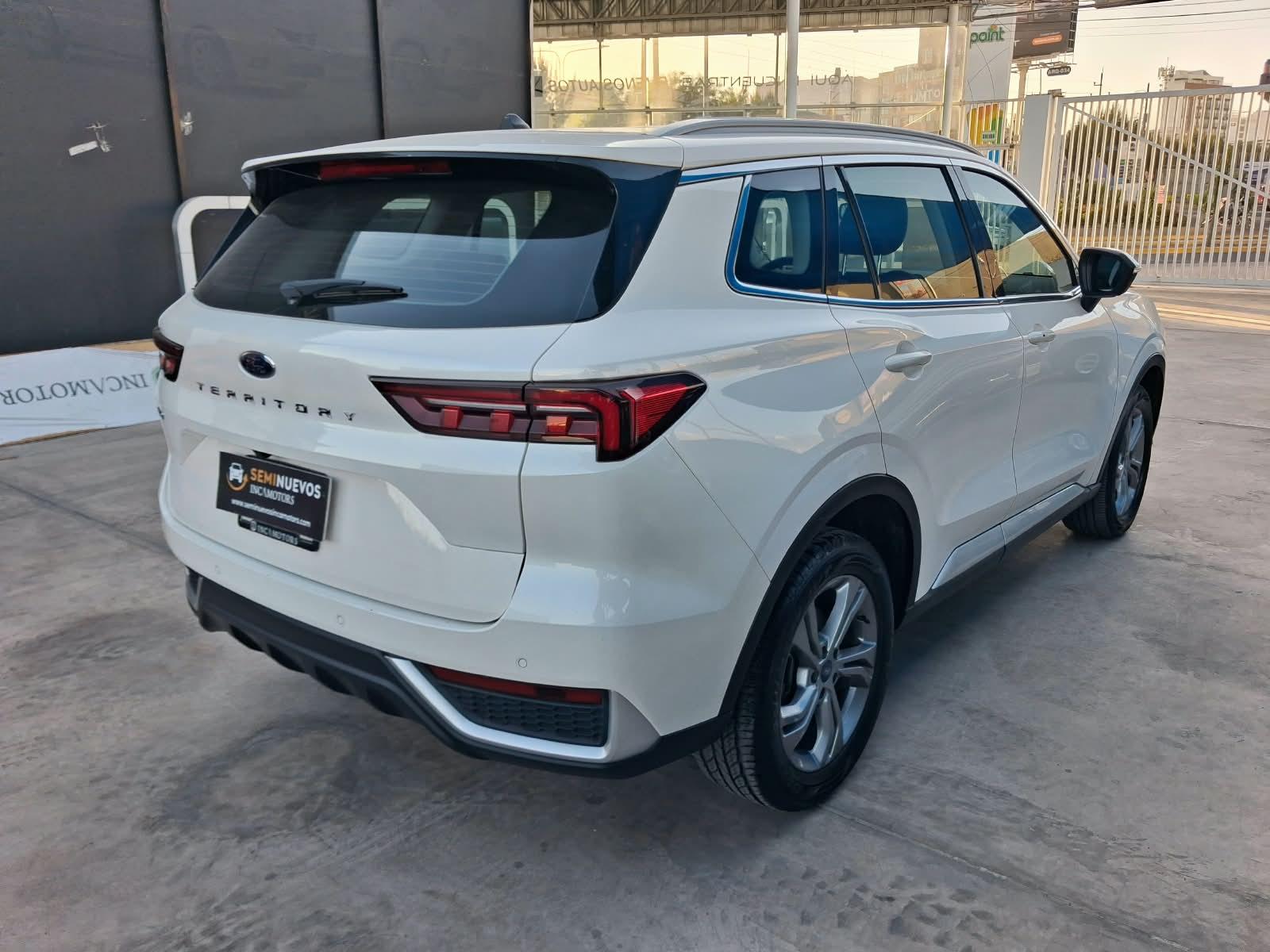 Ford Territory - foto 8