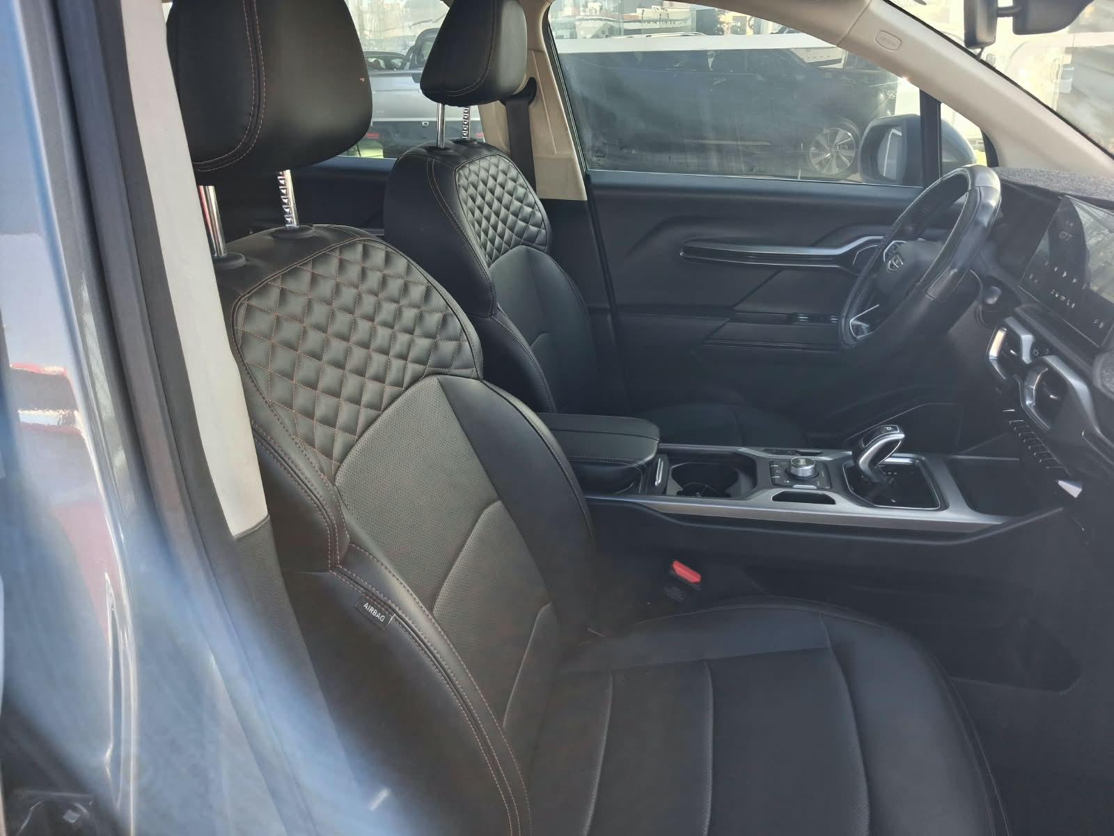 Geely Okavango - foto 12
