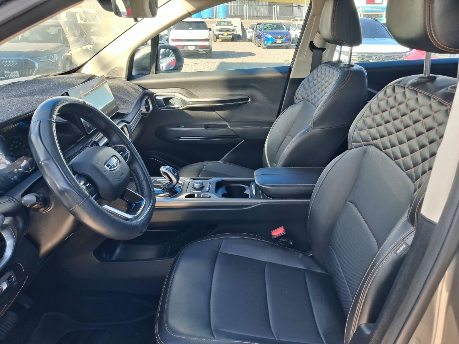 Geely Okavango - foto 13