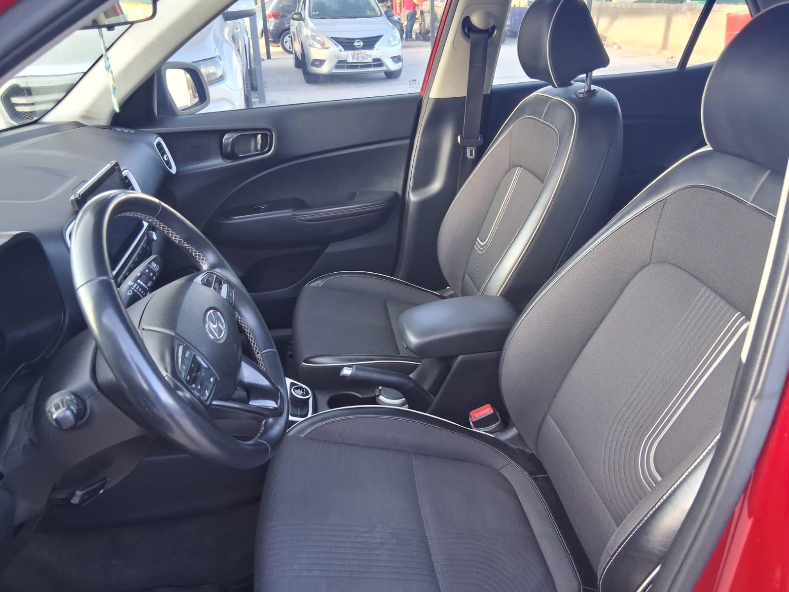 Hyundai Venue - foto 12