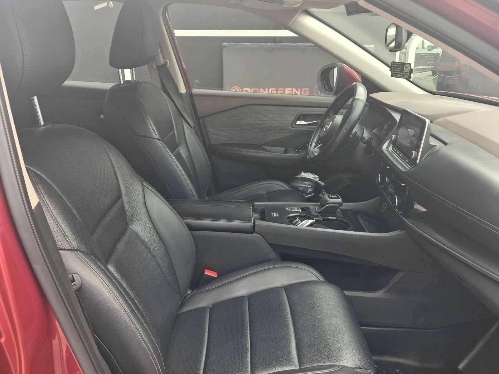 Nissan Xtrail - foto 12