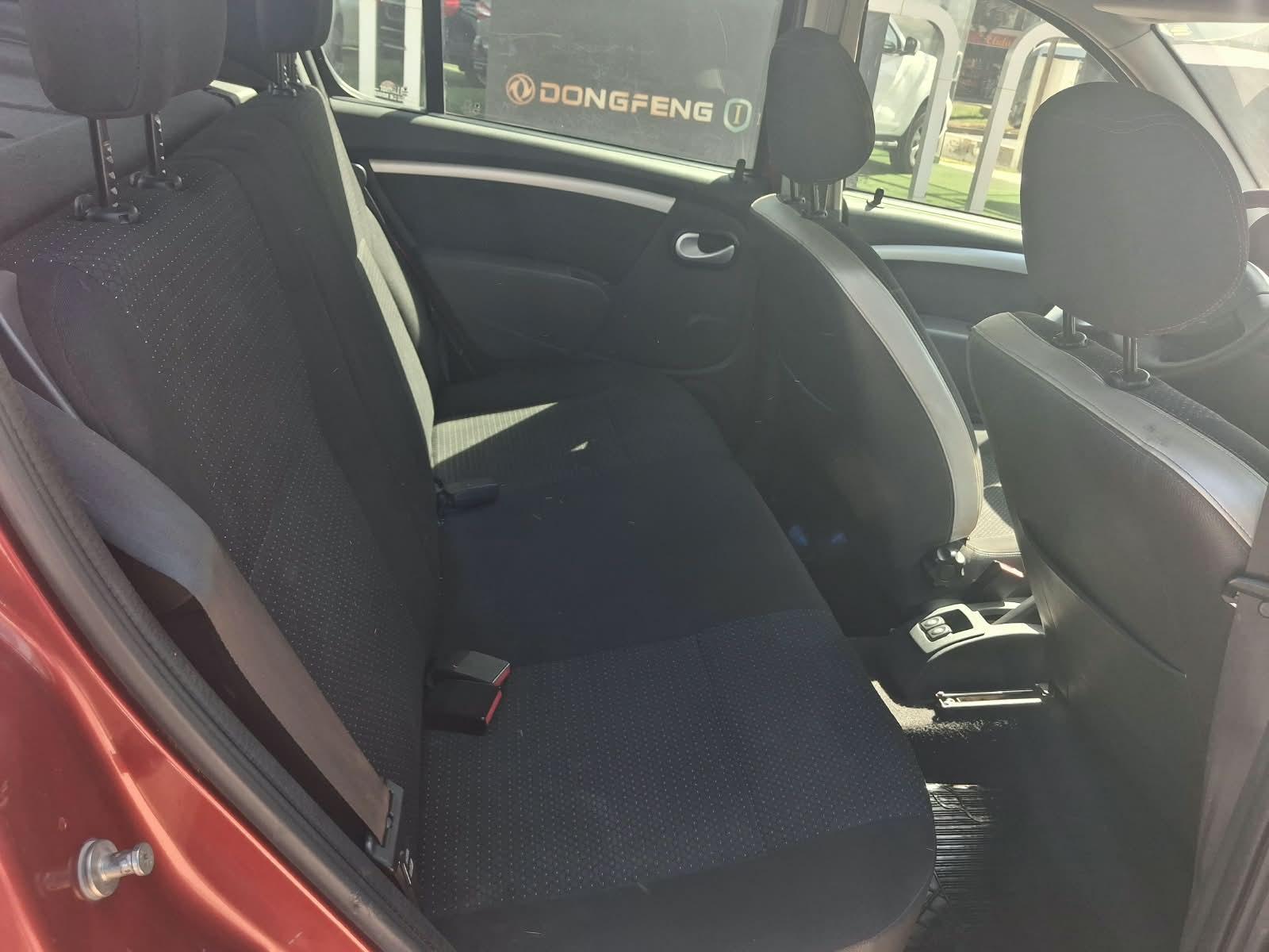 Renault Stepway - foto 10