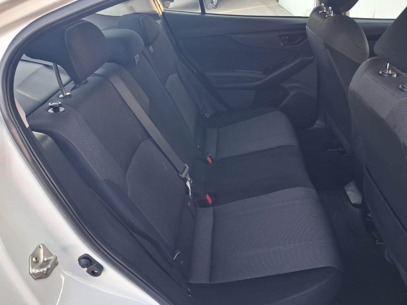 Subaru Impreza - foto 12