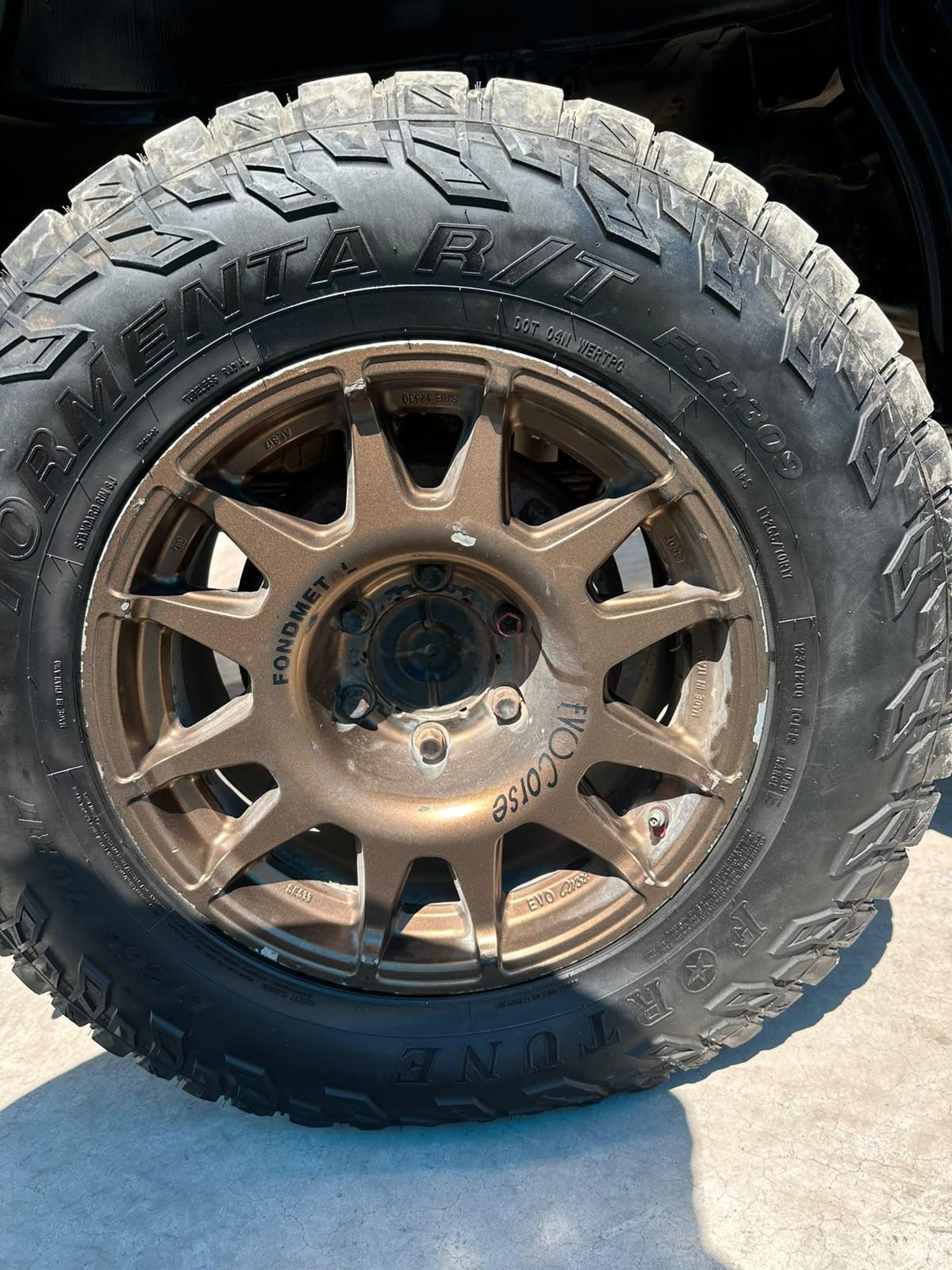 Toyota Hilux - foto 8