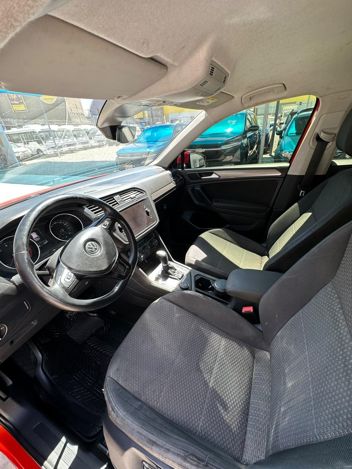 Volkswagen Tiguan - foto 14