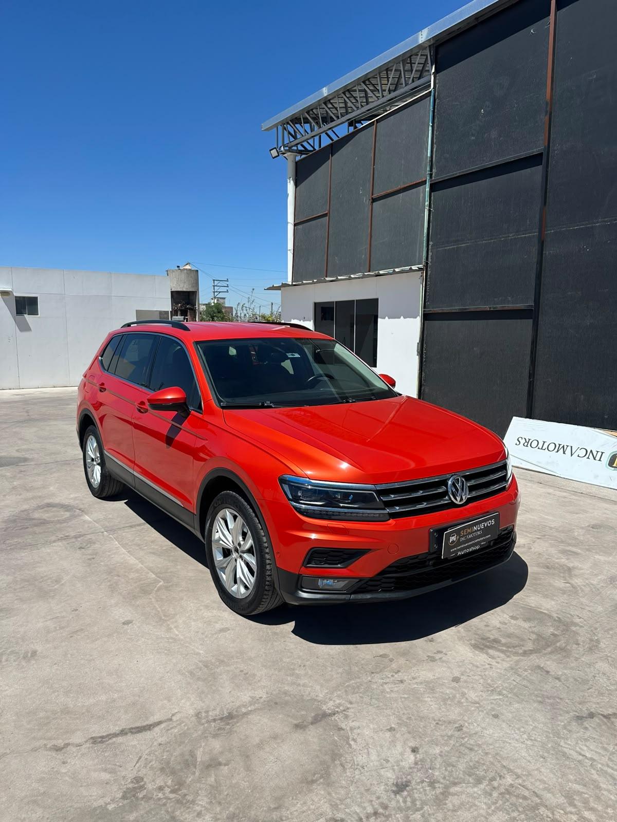 Volkswagen Tiguan - foto 1